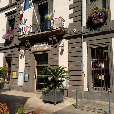 Le Porcheron