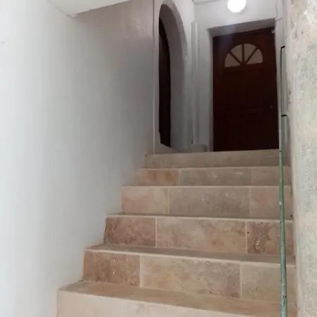 Le Porcheron Apartament